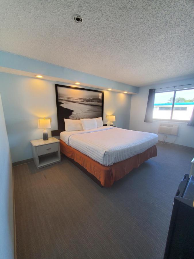 Coastal Inn & Suites Уилмингтън Екстериор снимка