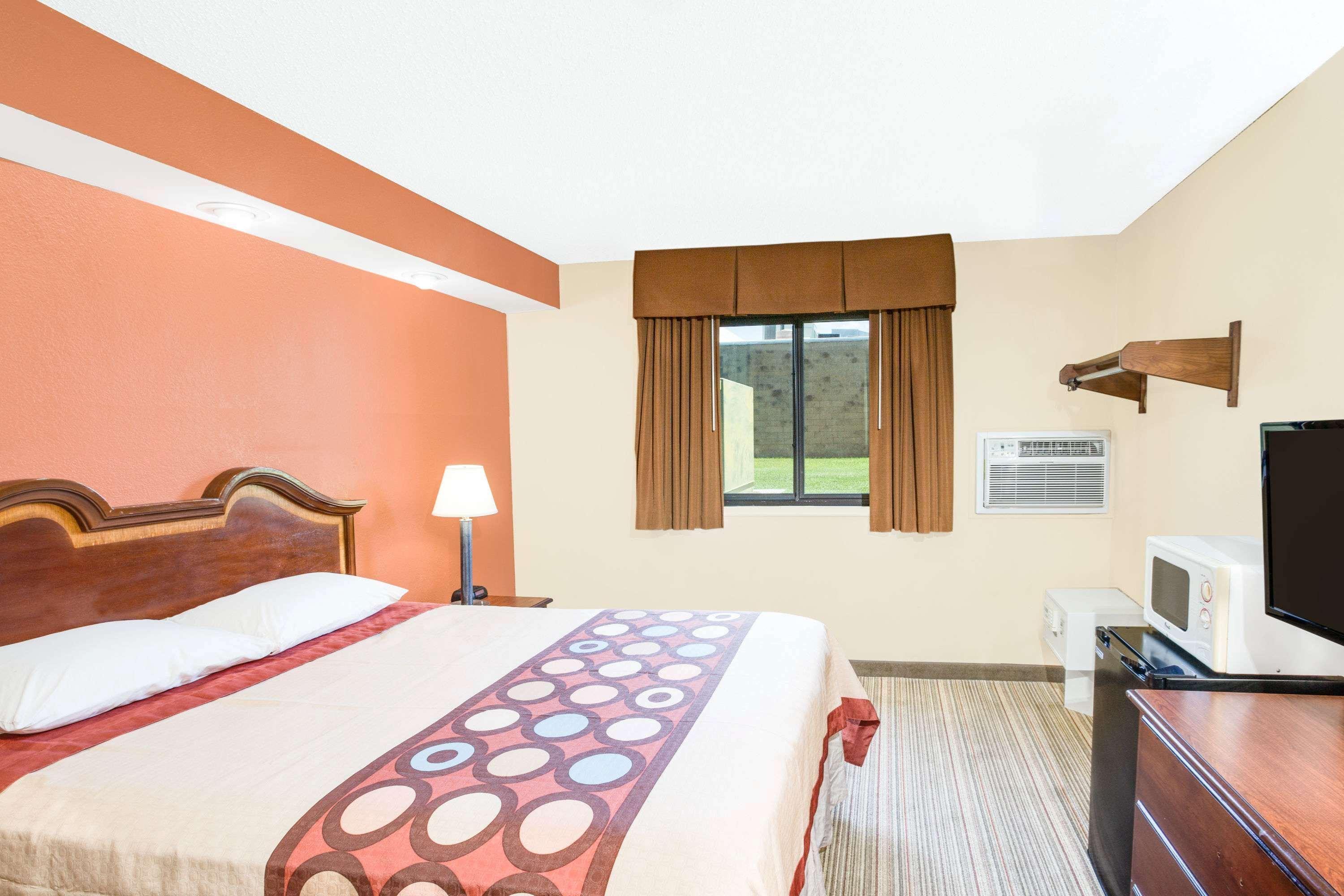 Coastal Inn & Suites Уилмингтън Екстериор снимка
